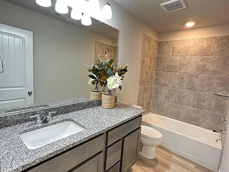 1116 Patriot Dr — Photo 23
