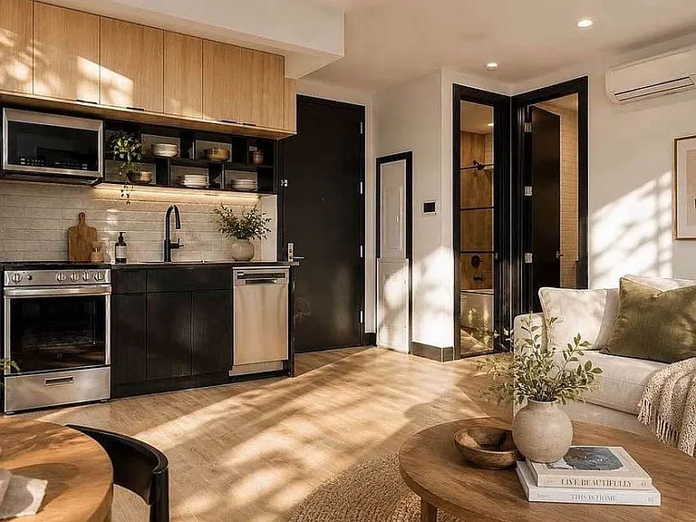 74 George St #2B — Photo 2