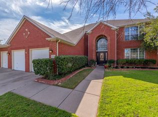 1519 Hidden Cove Dr, Grand Prairie, TX 75050