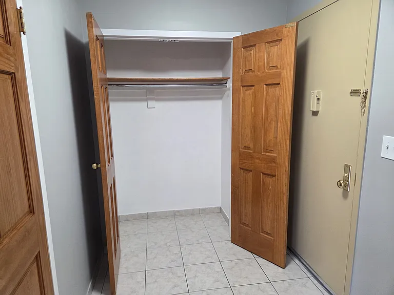 2401 Berg Ave #3H — Photo 6