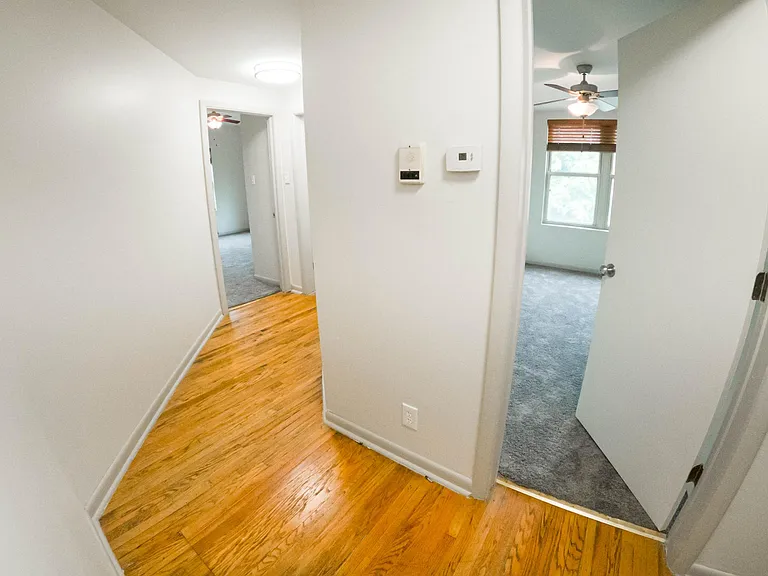 Madison Apartments — Photo 8
