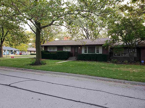 2nd image of 3027 N Winnebago St