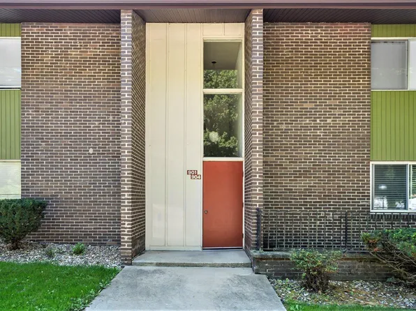 2500 Topsfield Rd APT 904, South Bend, IN 46614