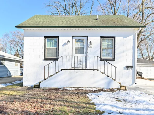 3462 South 82nd STREET, Milwaukee, WI 53219
