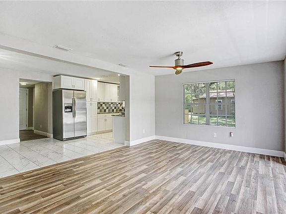 4th image of 1015 E 24th Ave