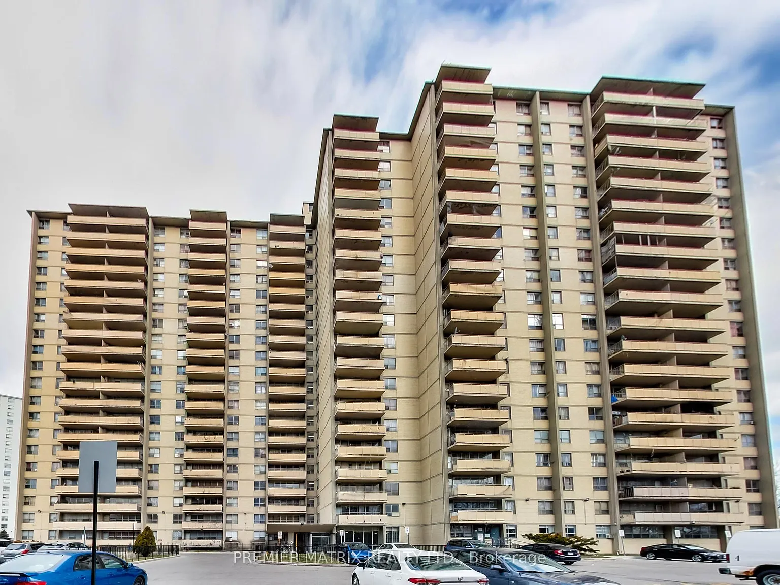 Centennial Tower — Photo 2