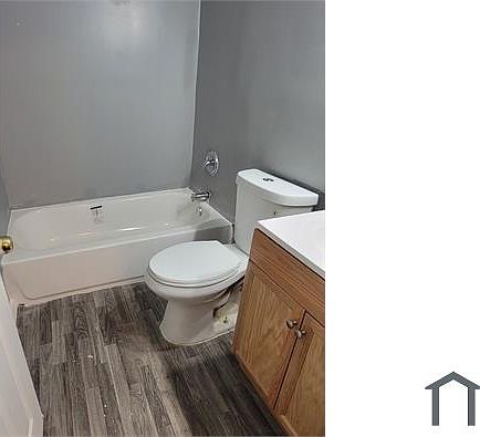5th image of 15896 Bramell St