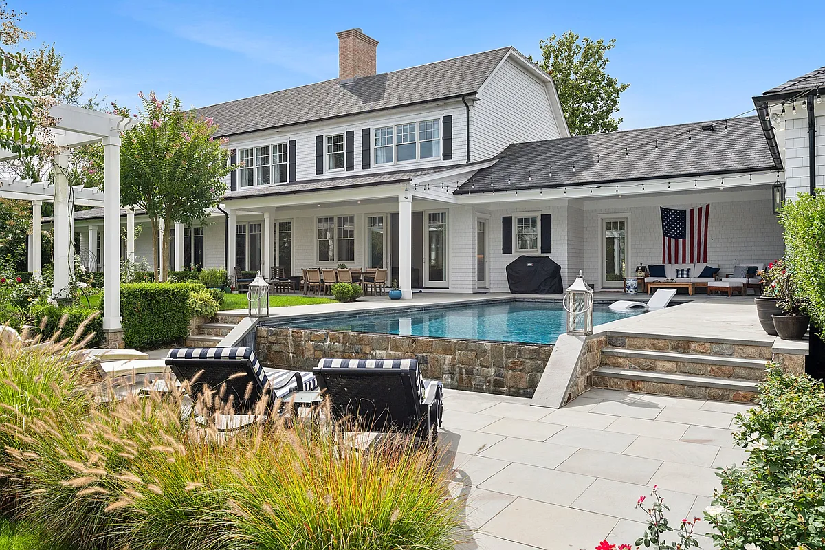Building Photo - 83 Bridgehampton Sag Hbr