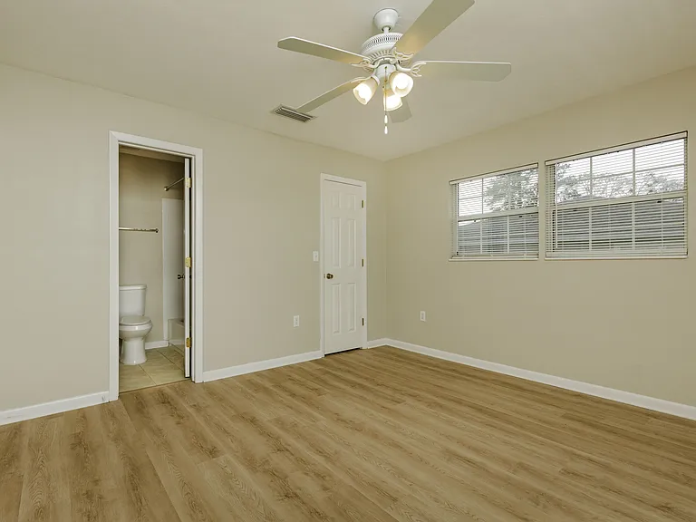 6367 NW 109th Pl — Photo 10