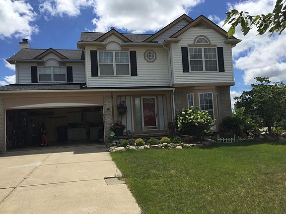 2nd image of 3057 Green Valley Dr