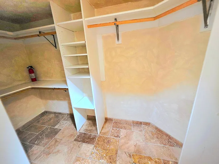 4106 E Becker Ln — Photo 12