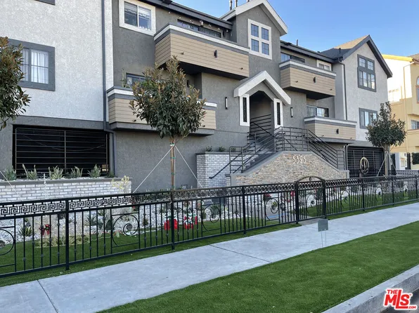 5325 Denny Ave, North Hollywood, CA 91601