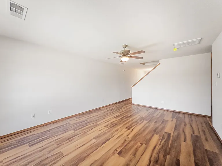 1521 Fianna Place Ct — Photo 2