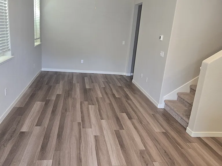 4066 Southampton St — Photo 2