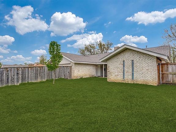 4th image of 1935 Westminster Dr