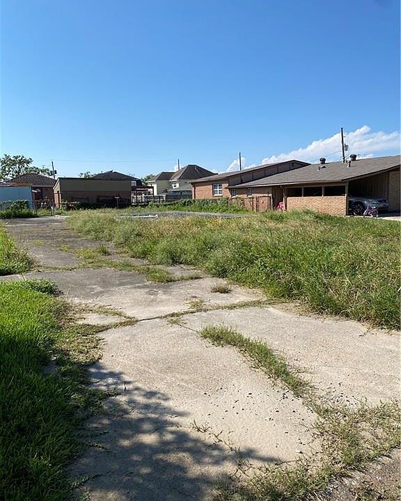 1st image of 6110 Campus Blvd