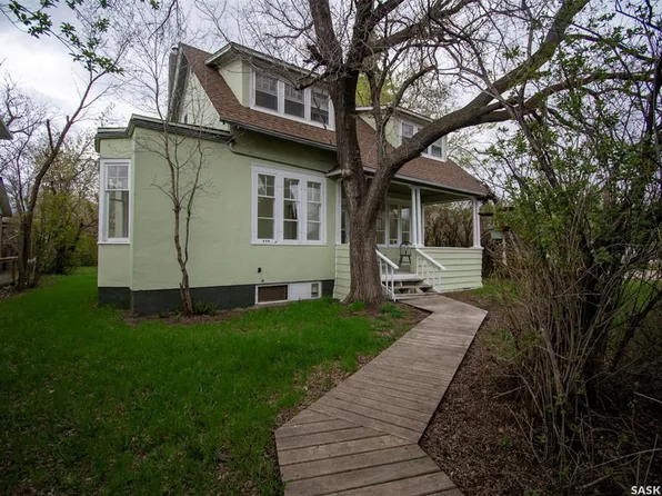 760 James STREET N, Lumsden, SK S0G 3C0