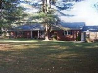 3371 Wooden Loop Rd, Pikeville, TN 37367