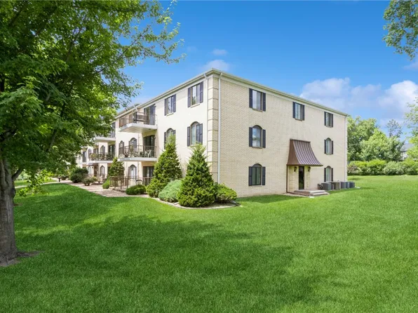 2135 1st Ave SE APT 217, Cedar Rapids, IA 52402