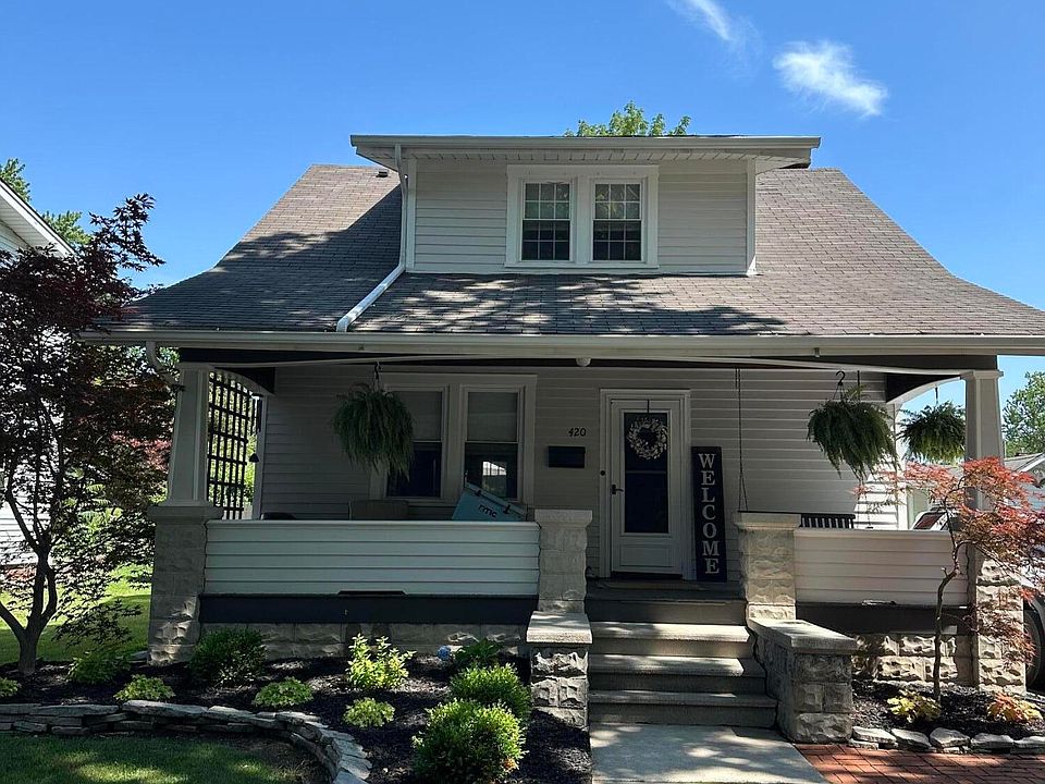 1st image of 420 2nd St