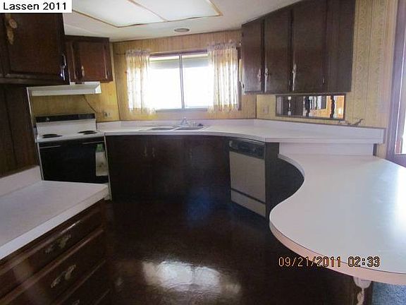 5th image of 713 875th Highway 395 E