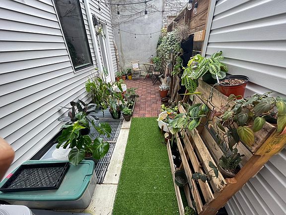 4th image of 1400 Germantown Ave