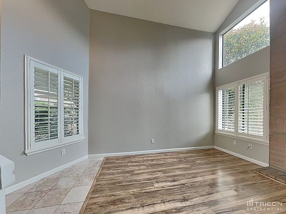4th image of 701 Lighthouse Dr