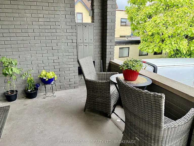 4691 River Rd #6 — Photo 4