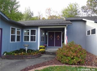 45 Denishire Dr, Rochester, NY 14624