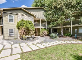 2303 E Side Dr APT 112, Austin, TX 78704