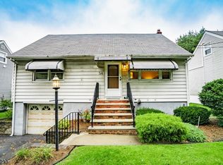 54 Colfax Rd, Wayne, NJ 07470