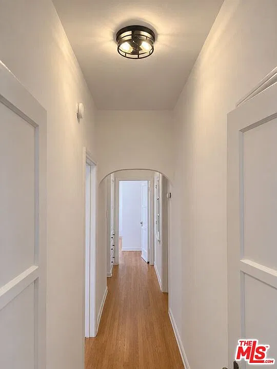2 bed, 2.0 bath, 1300 sqft, $4,500 — Photo 4