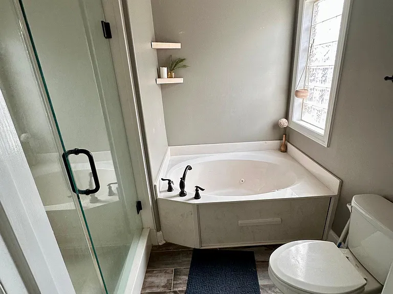 6436 Midtowne Ln NW — Photo 14