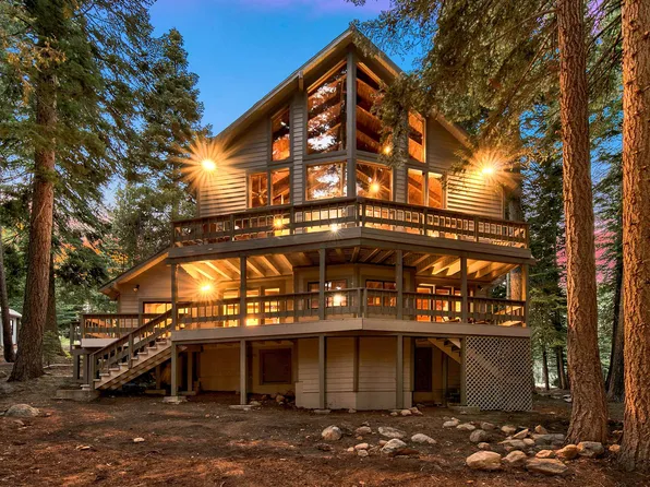 12899 Roundhill Dr, Truckee, CA 96161