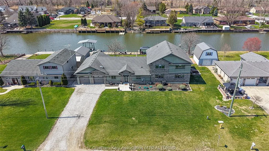 735 Tisdelle Dr photo 1