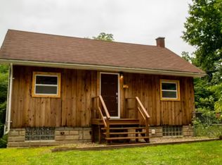 661 N Park Rd #B, Benton Harbor, MI 49022