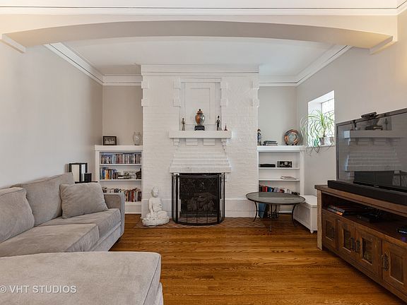 3rd image of 1155 W Farwell Ave #2