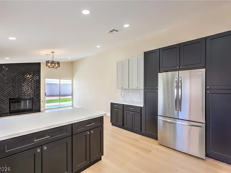 8305 Windrush Ave — Photo 37