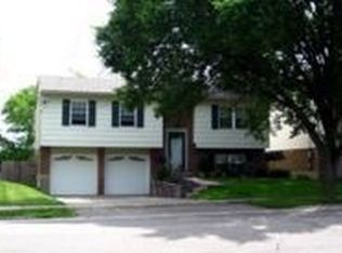 5052 Mount Alverno Rd, Cincinnati, OH 45238