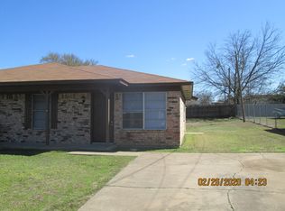 2029 Brandi Ln, Granbury, TX 76048