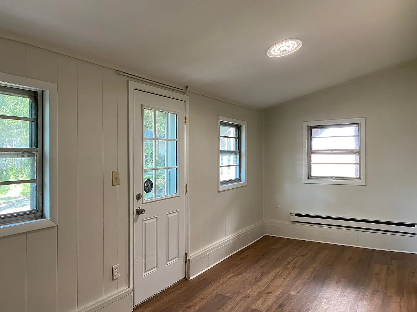1 bed, 1.0 bath, $1,250 — Photo 4