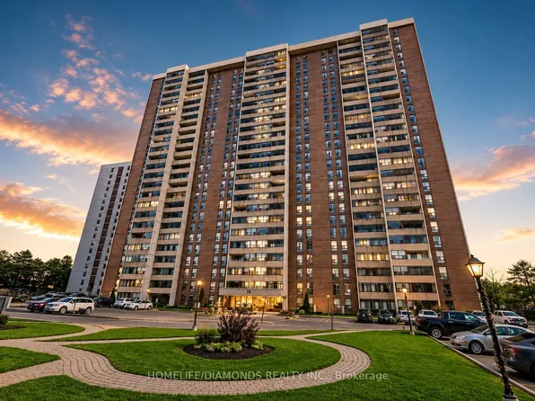 18 Knightsbridge Rd #1411, Brampton, ON L6T 3X5