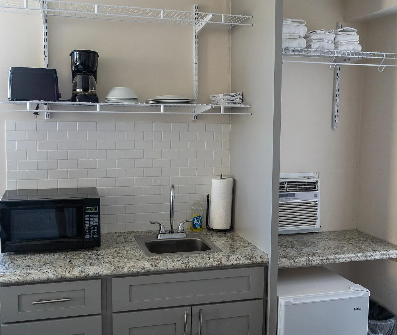 Studio, 247 sqft, $1,675 — Photo 3