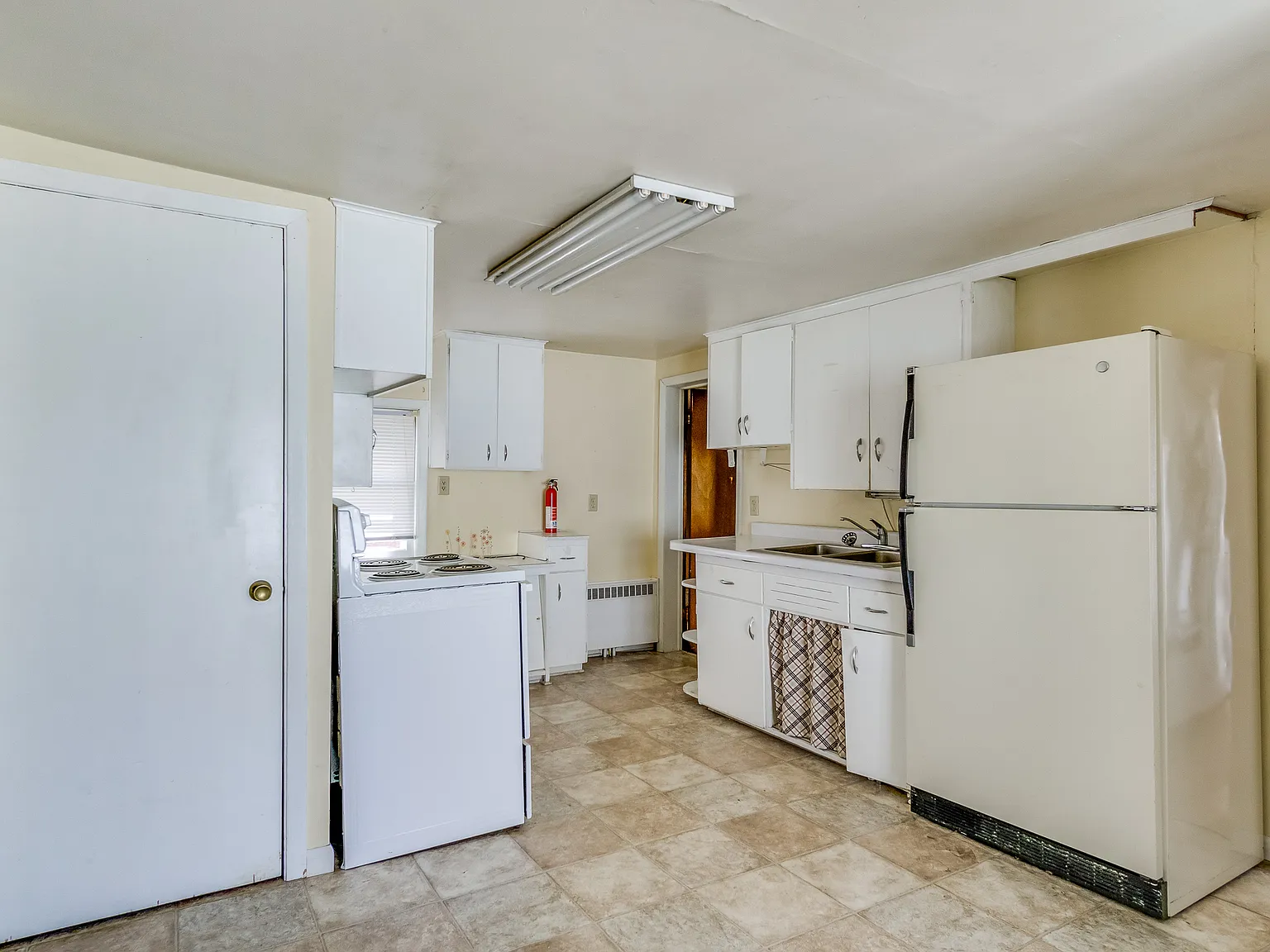 421 Congress Street - 1 — Photo 4