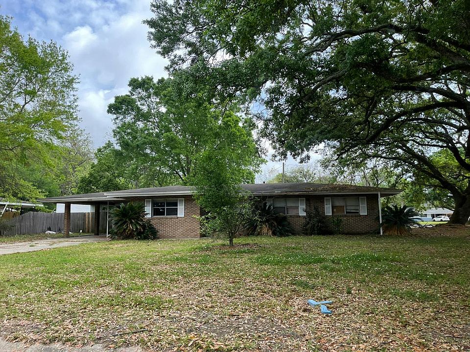 1st image of 2108 Meadowbrook St