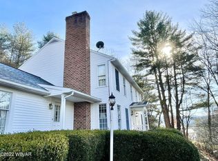 1720 McConnell Dr, Williamsport, PA 17701