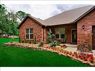 1st image of 5 Lambeth Cir