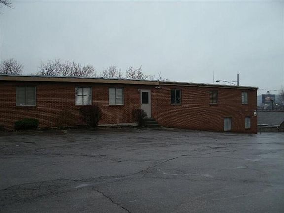 5th image of 631 De Votie Ave