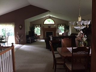4th image of 4894 Clarke Dr