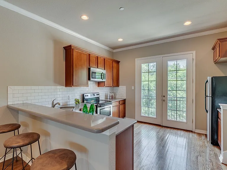 2816 Lubbock Ave — Photo 14